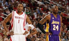 ac米兰体育官网-赛道与球场，F1年度争冠焦点战与广东队强压公牛的双重奏