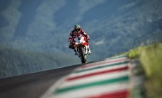 ac米兰下载-快船强势拿下老鹰，克莱攻防两端统治成胜负手