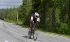 米兰-当北非风暴席卷欧洲之巅，姆巴佩在欧冠决赛的终极接管与摩洛哥式奇迹的启示