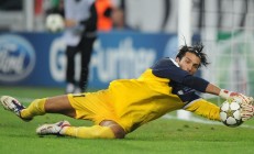 中国米兰体育-东决关键战焦点战，步行者斩落勇士，一场定义赛季的胜利