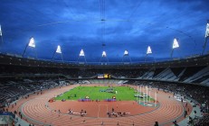 米兰体育app入口-2026世界杯之夜，拉亚的狂想曲—当进攻端无人可挡