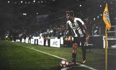 米兰体育app入口-广厦铁壁锁热火，英格拉姆一剑封喉成关键先生