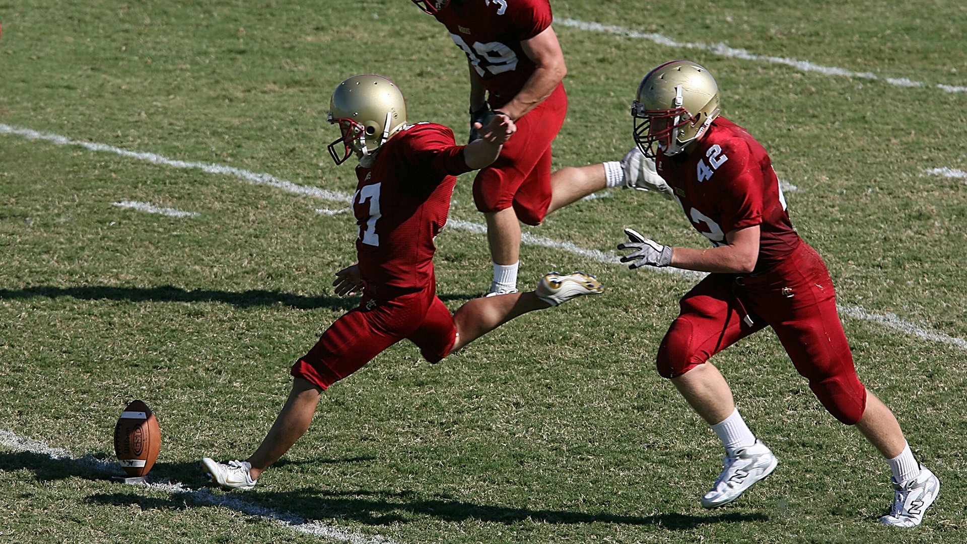 地缘棋局与绿茵传奇，希腊封锁几内亚背后的关键先生卡瓦哈尔