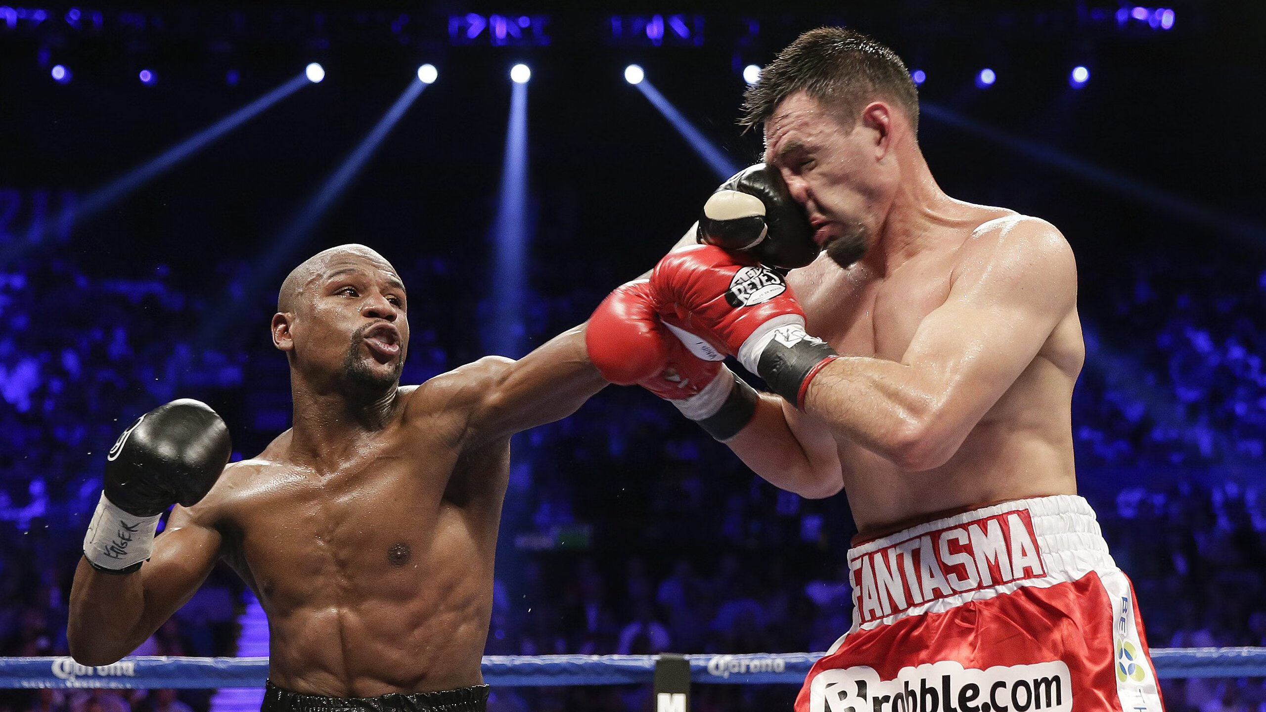 东契奇独舞达拉斯，独行侠连续得分狂潮淹没快船